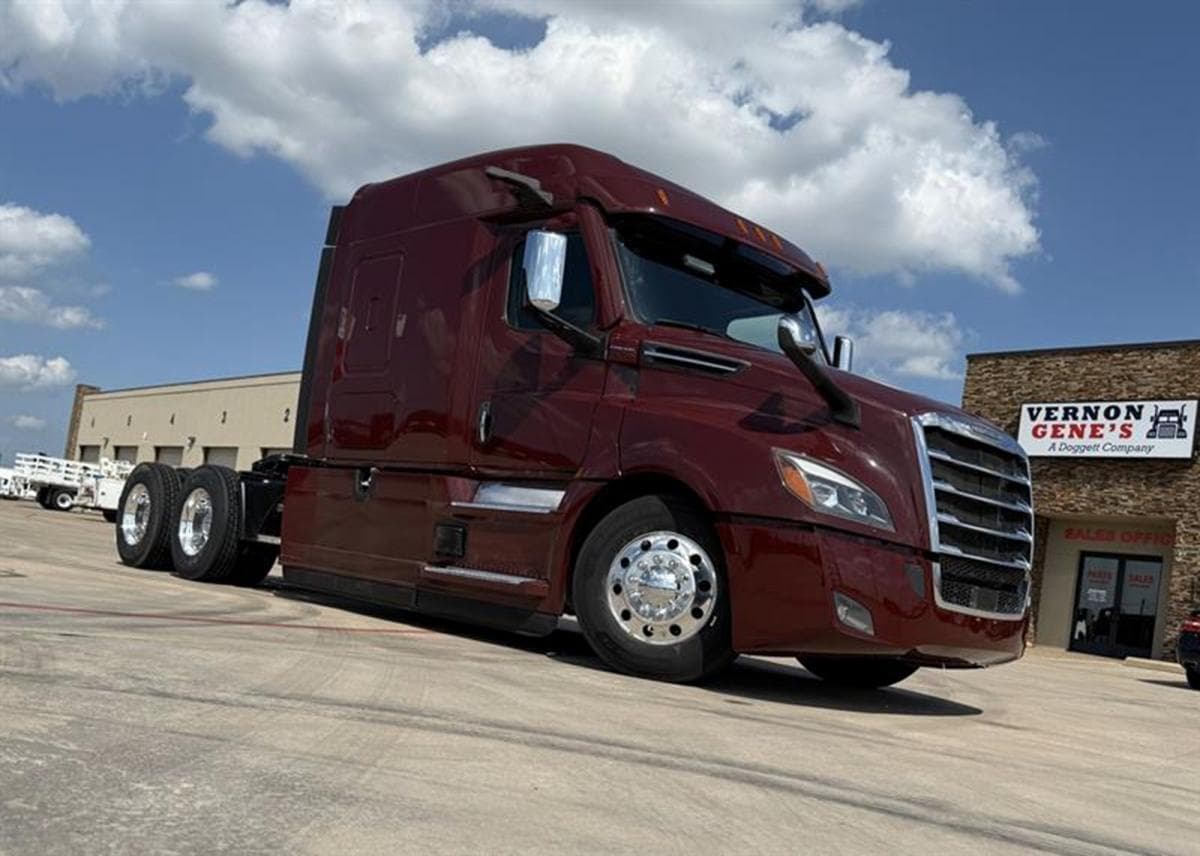 2022 Freightliner Cascadia