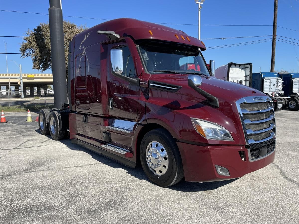 2022 Freightliner Cascadia