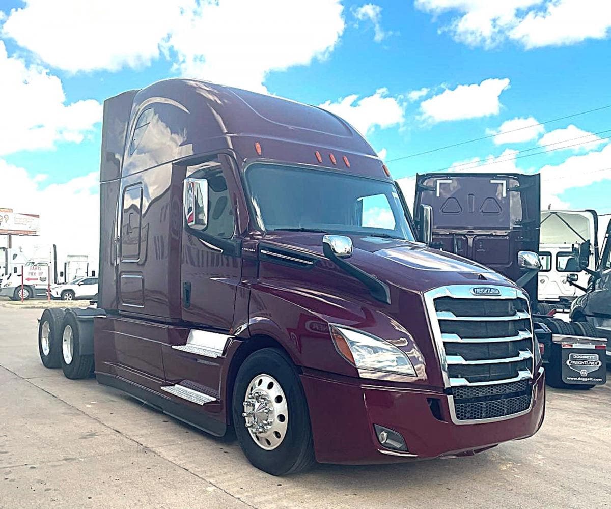 2022 Freightliner Cascadia