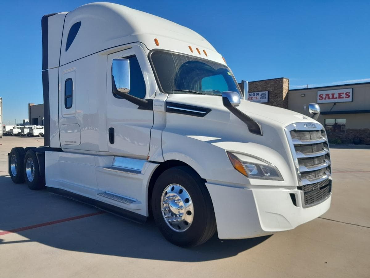 2023 Freightliner Cascadia