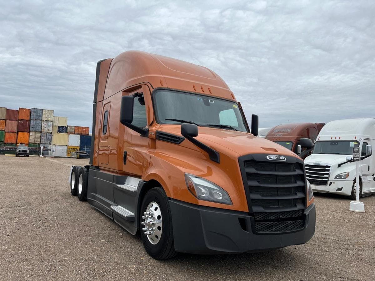 2025 Freightliner Cascadia