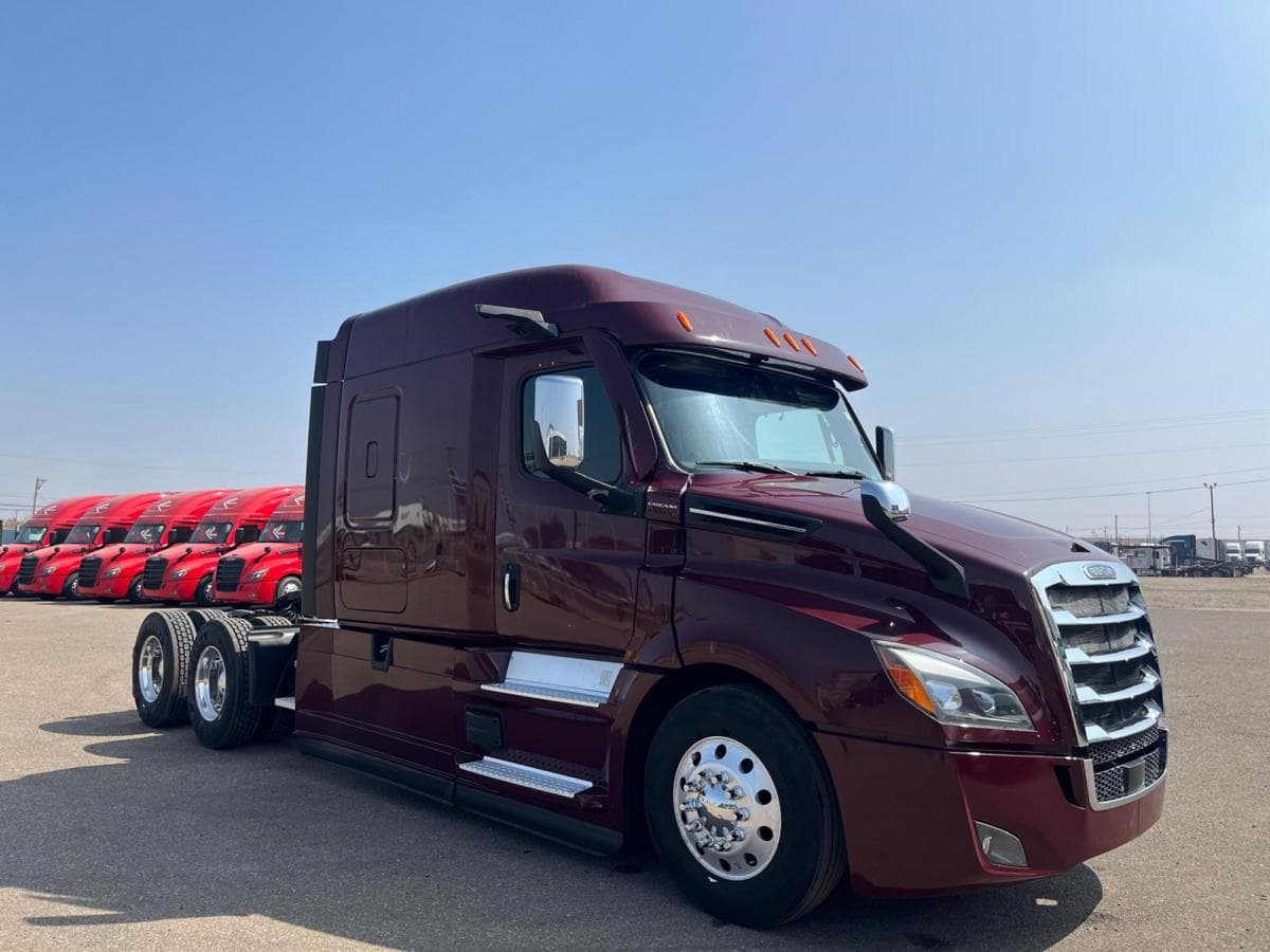 2022 Freightliner Cascadia