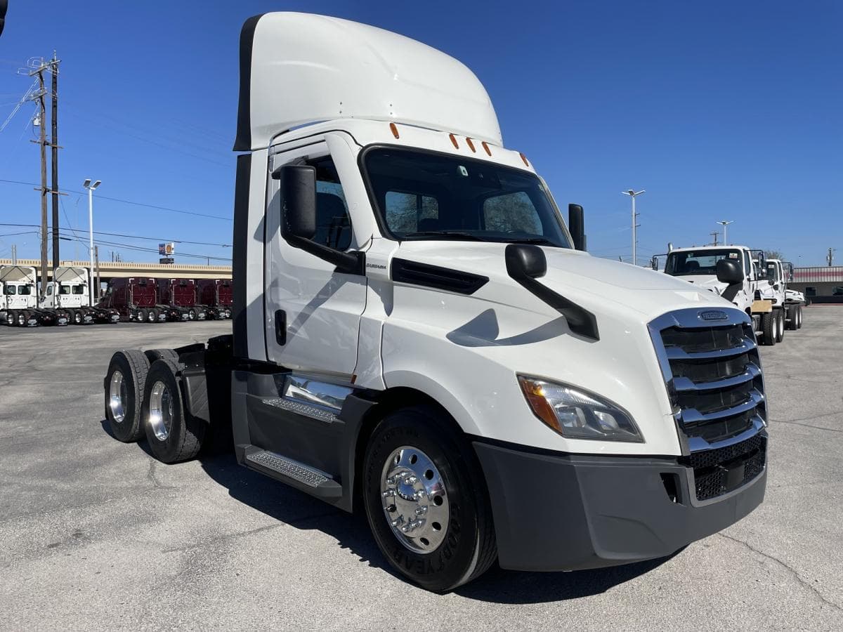 2021 Freightliner Cascadia