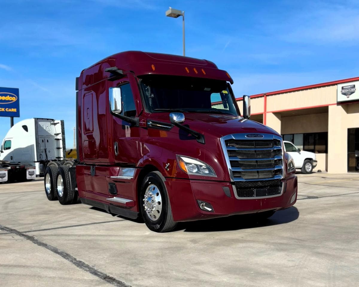 2022 Freightliner Cascadia
