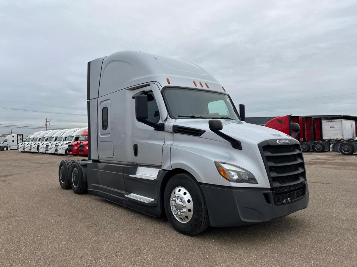 2022 Freightliner Cascadia