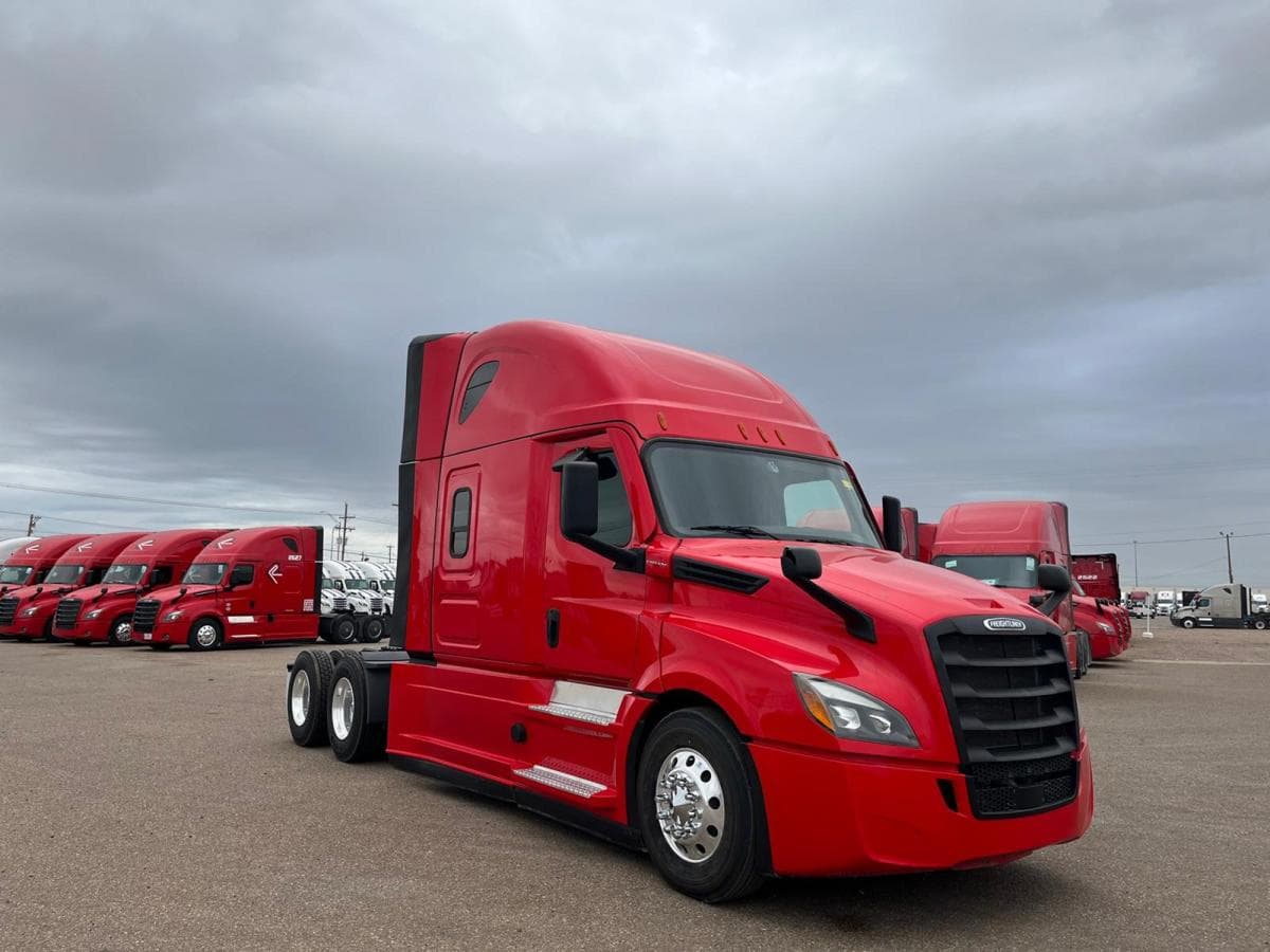 2024 Freightliner Cascadia