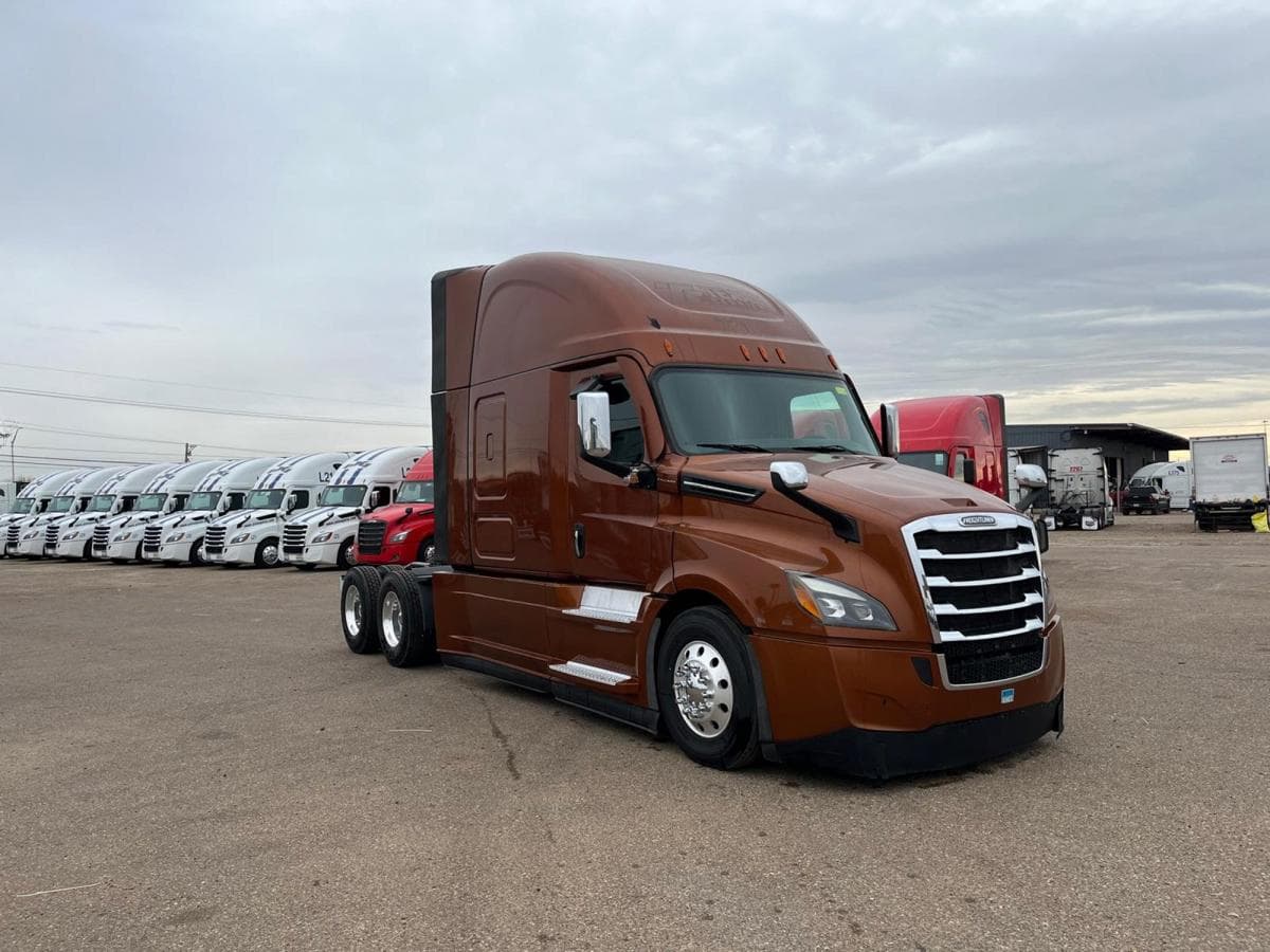 2023 Freightliner Cascadia