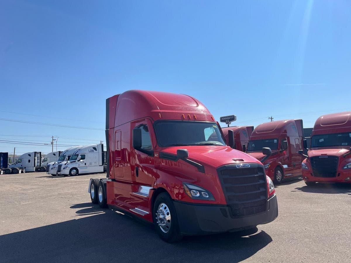 2024 Freightliner Cascadia