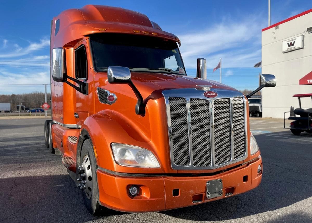 2022 Peterbilt 579