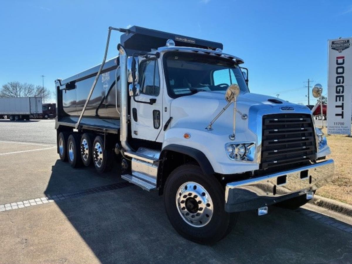 2026 Freightliner 114SD