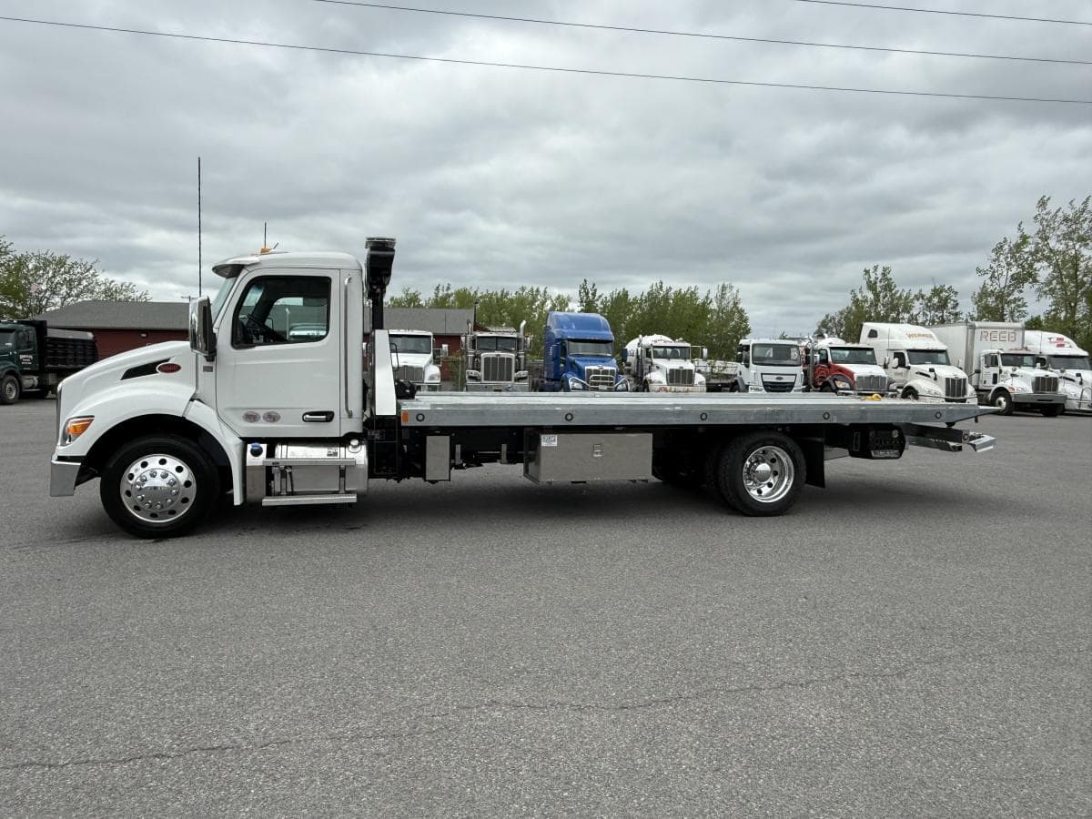2025 PETERBILT 536 Rollback Truck