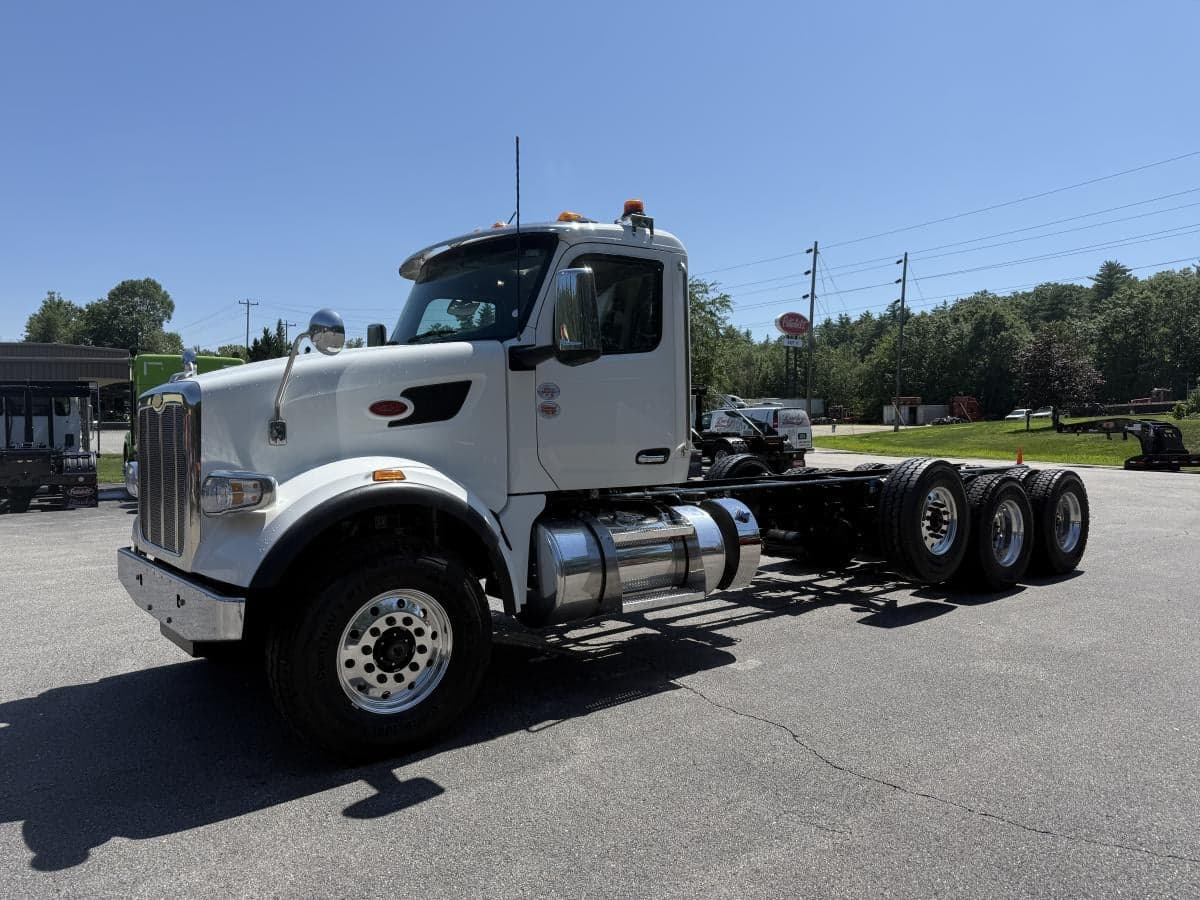 2026 Peterbilt 567
