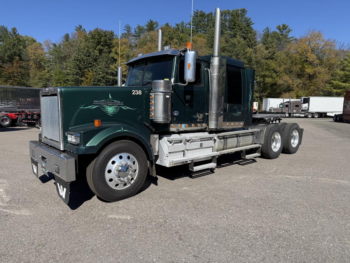 2019 WESTERN STAR 4900 EX Sleeper