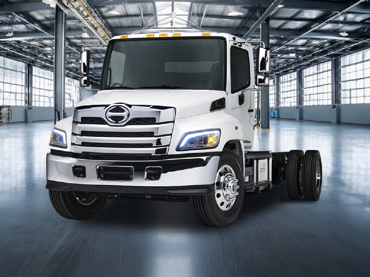 2025 Hino L6