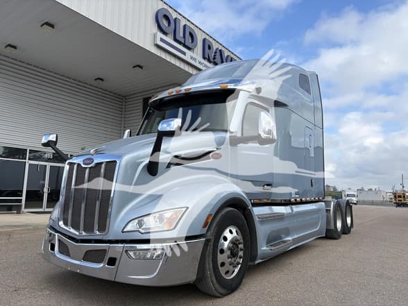 2023 Peterbilt