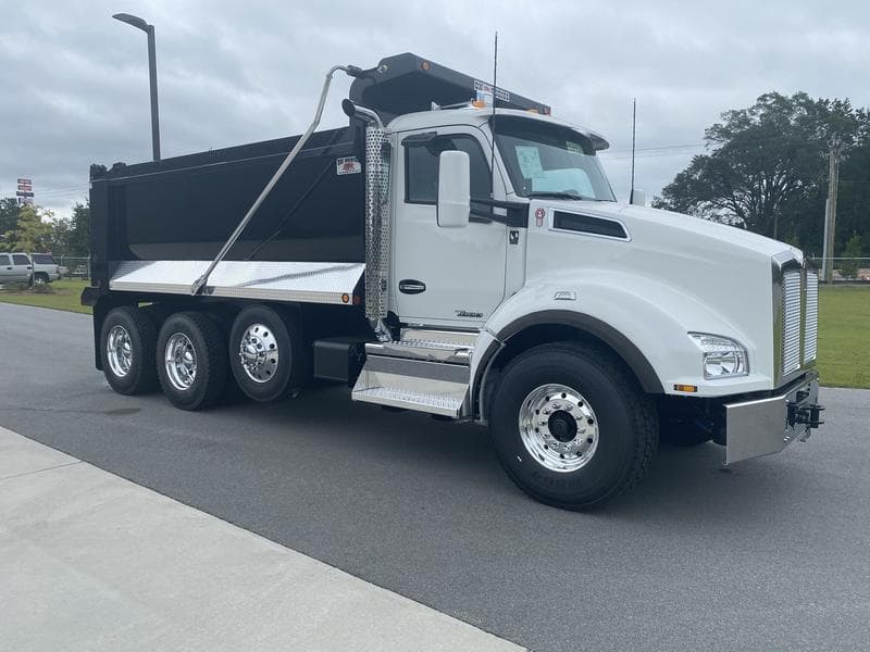 2026 Kenworth T880