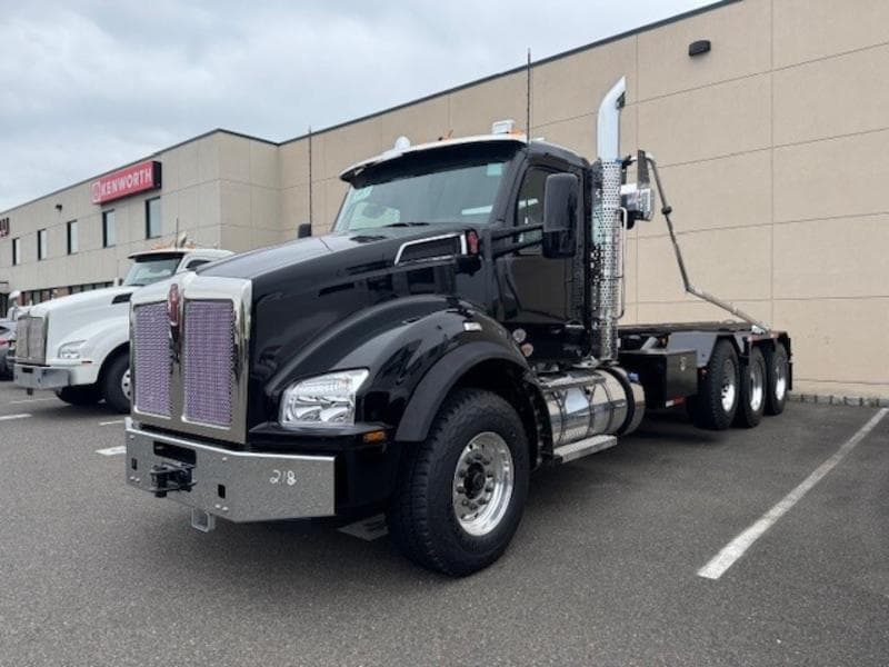 2026 Kenworth T880