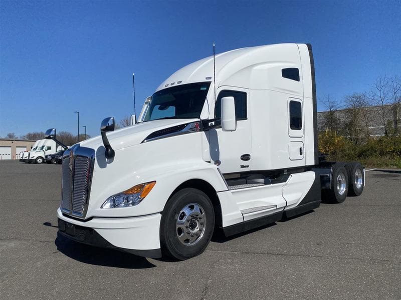 2025 Kenworth T680