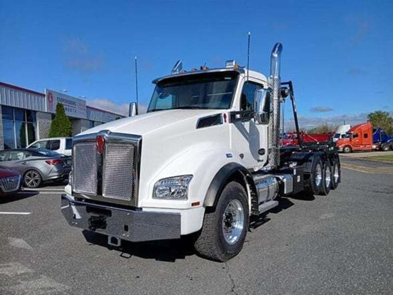2026 Kenworth T880