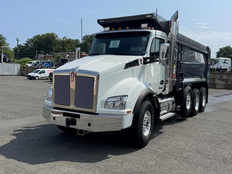 2026 Kenworth T880