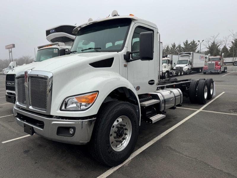 2025 Kenworth T480