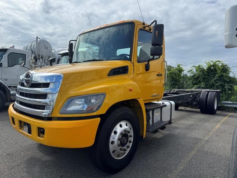 2019 Hino 338