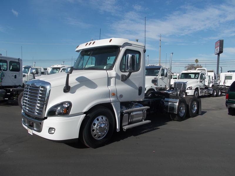 2016 Freightliner Cascadia
