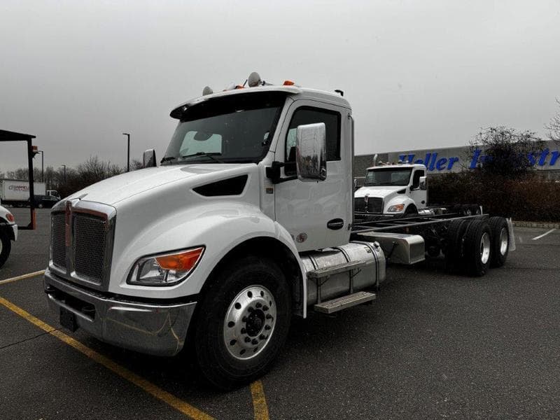 2025 Kenworth T480