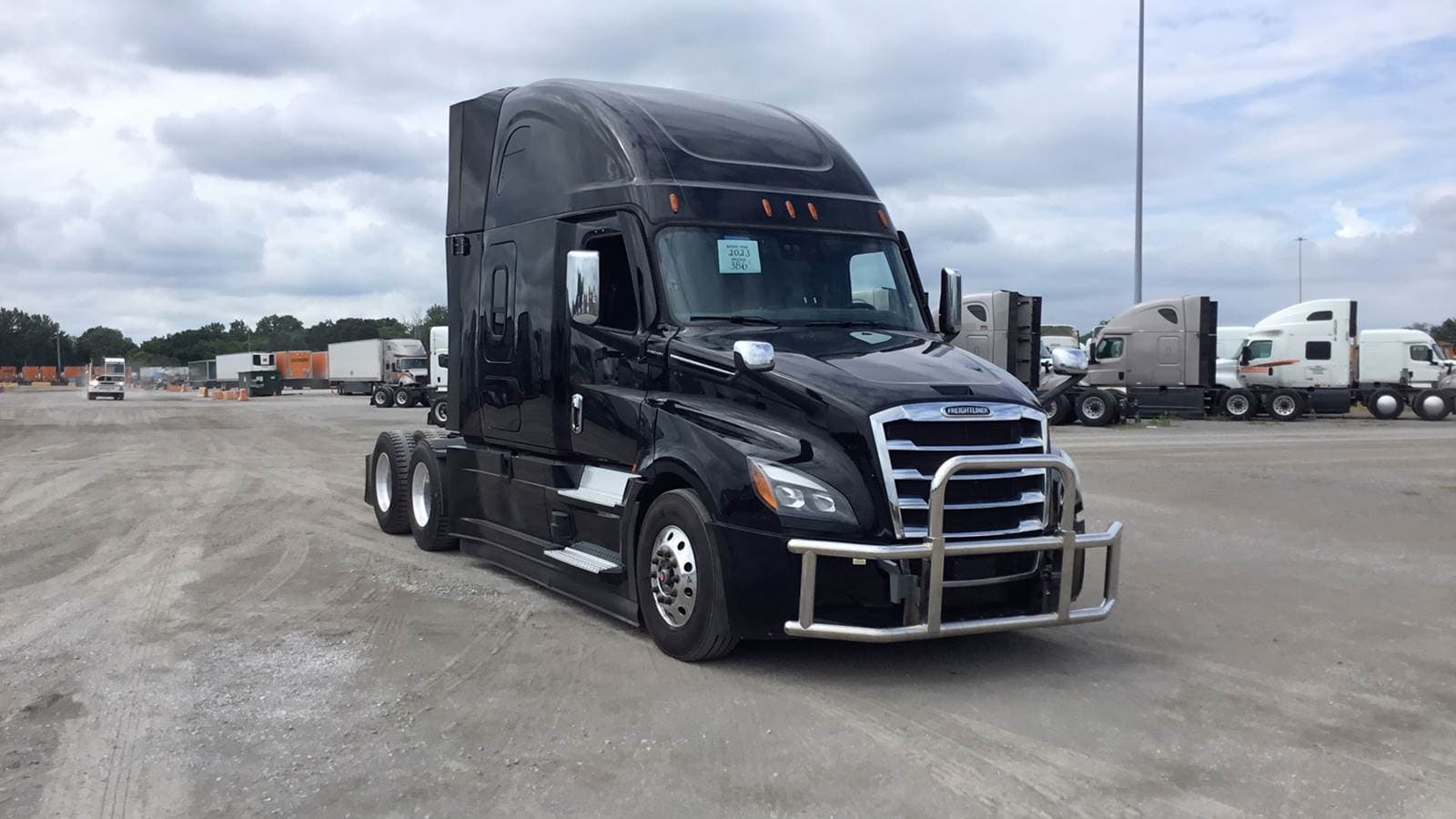 2023 Freightliner Cascadia