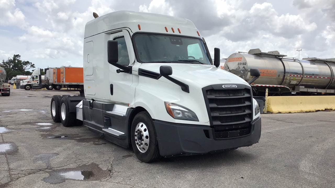 2021 Freightliner Cascadia
