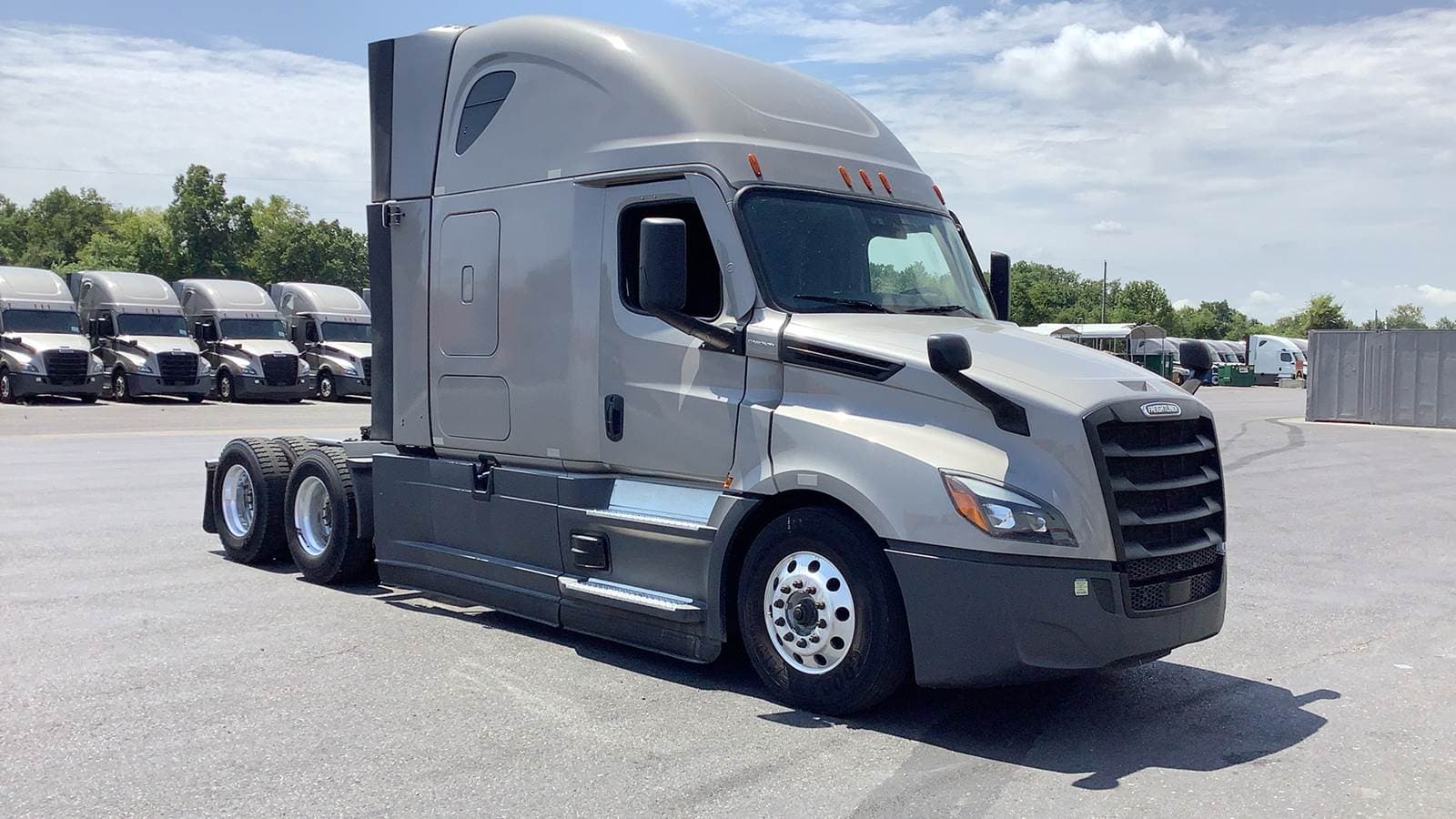2024 Freightliner Cascadia