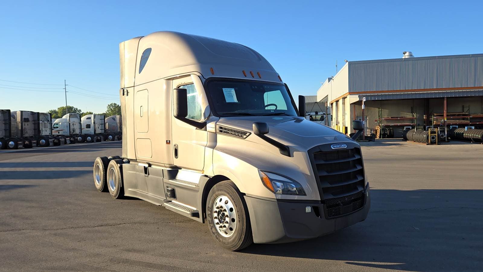 2024 Freightliner Cascadia