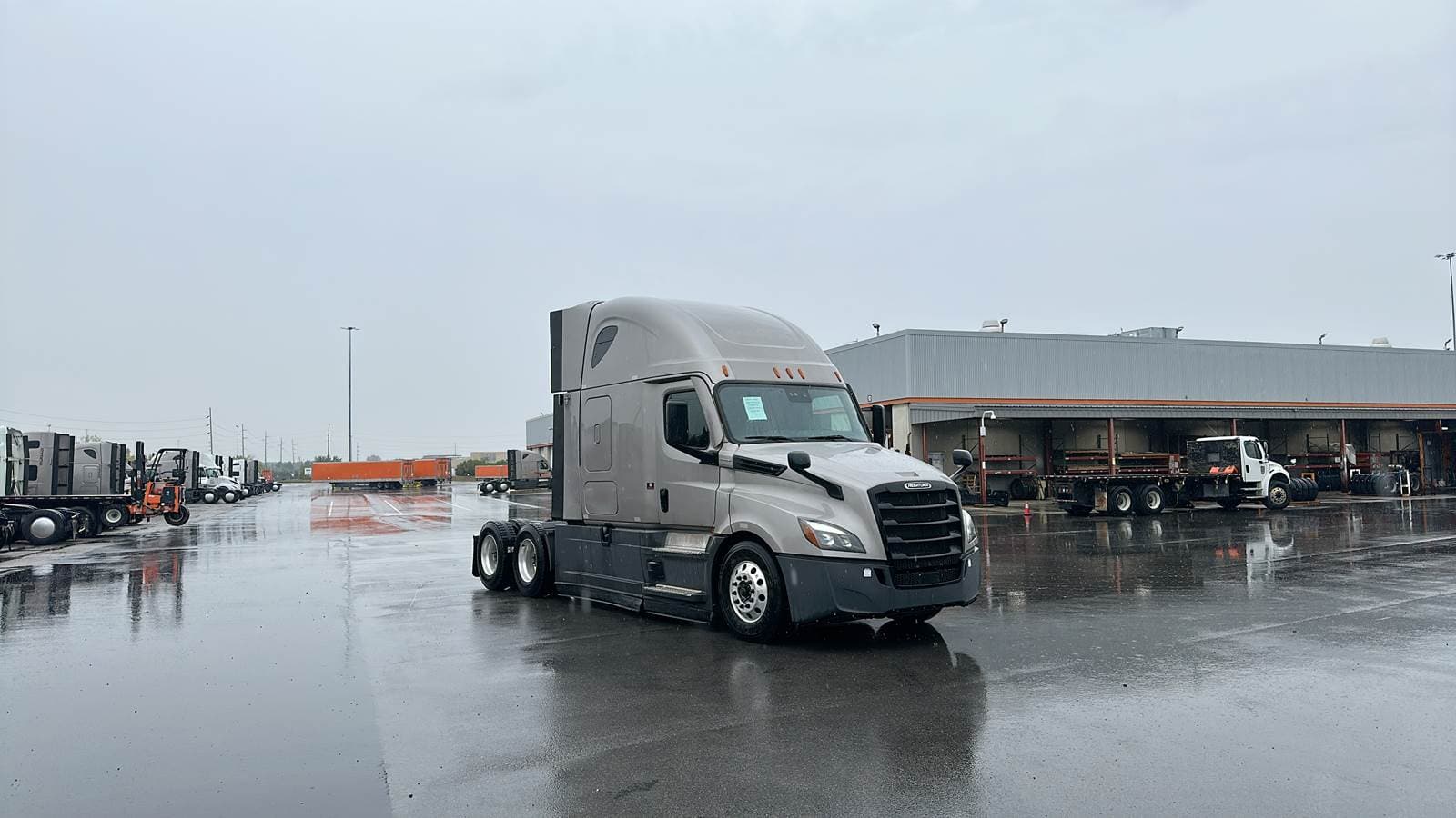 2024 Freightliner Cascadia