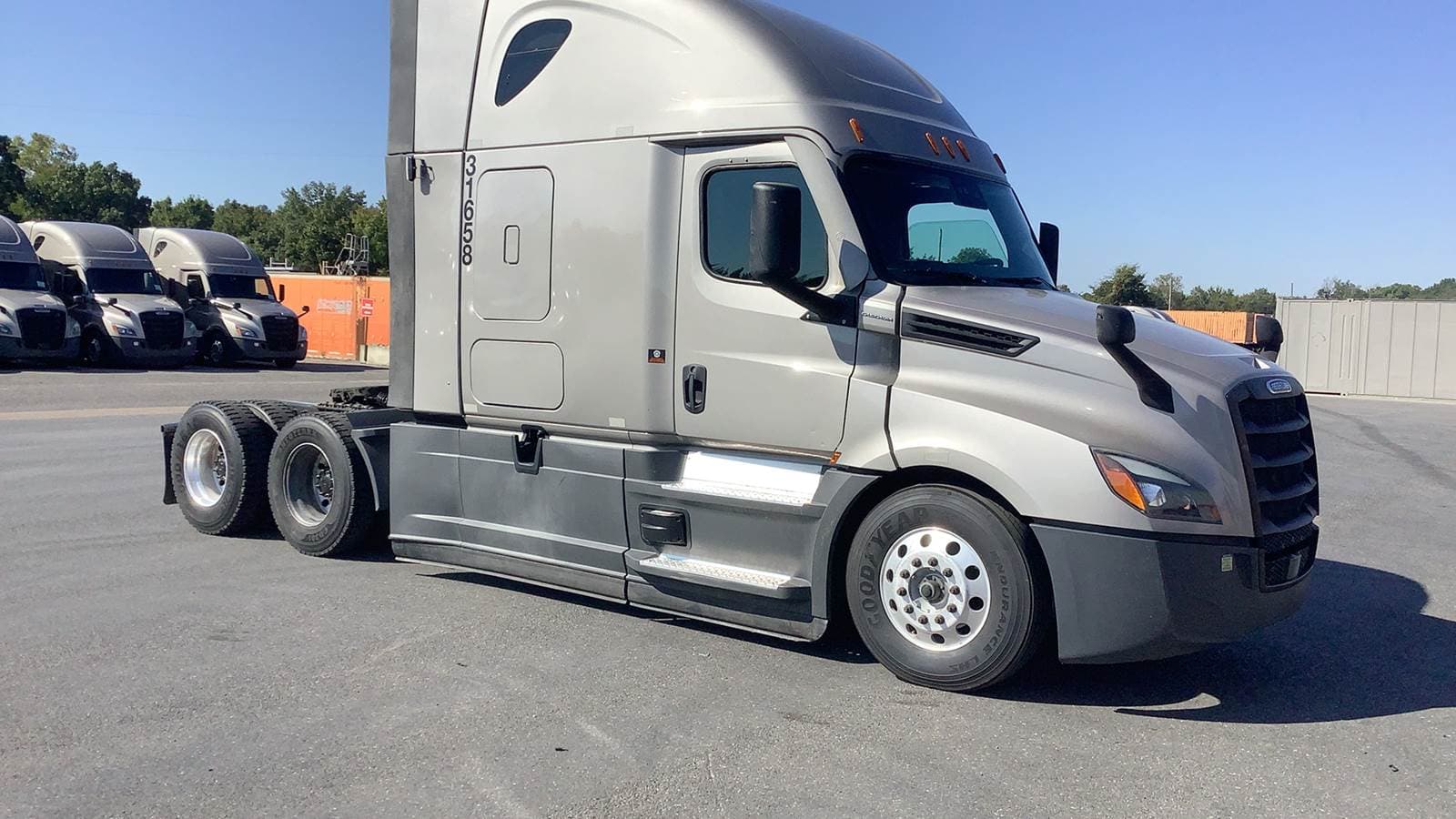 2024 Freightliner Cascadia