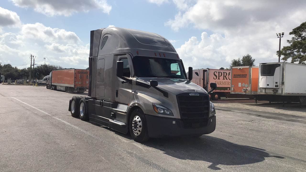 2024 Freightliner Cascadia