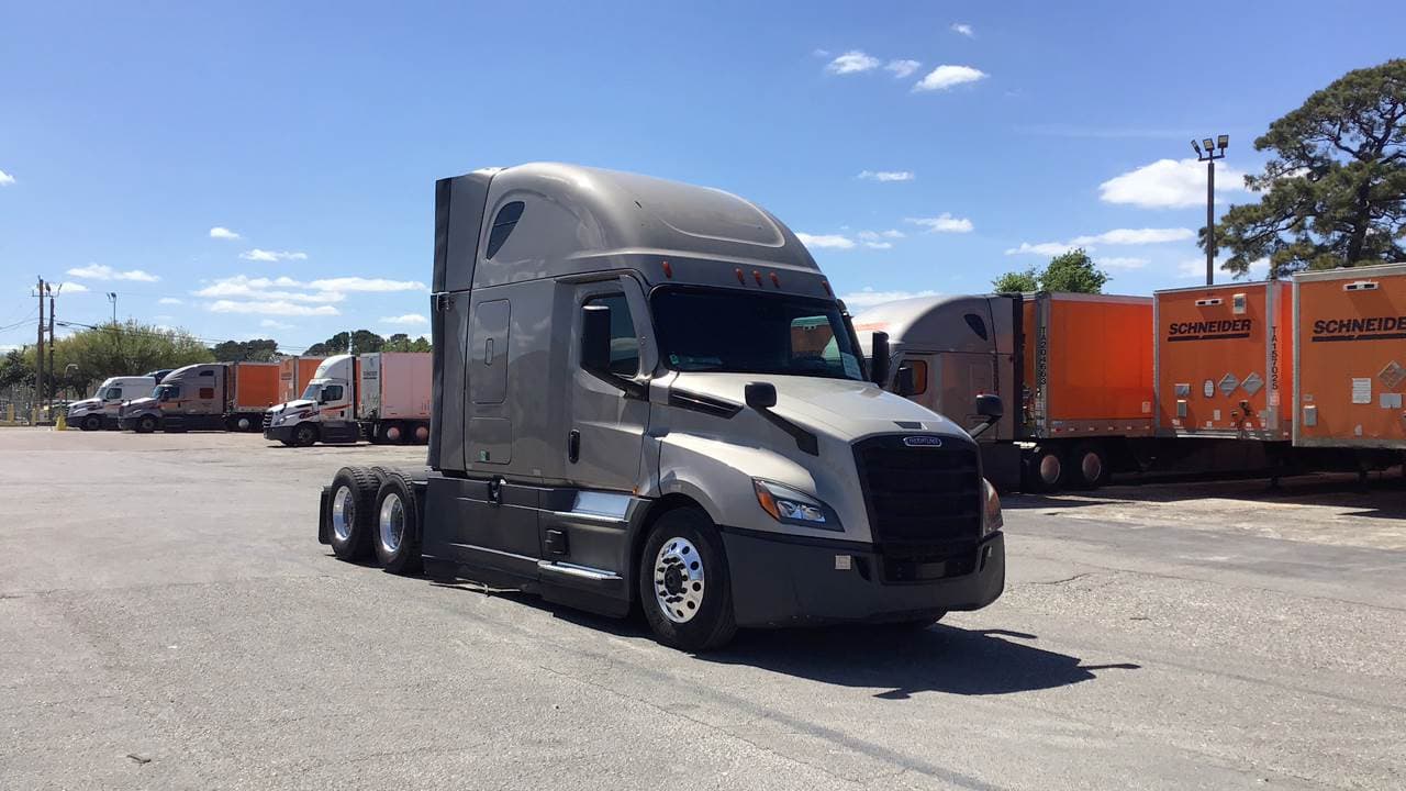 2024 Freightliner Cascadia