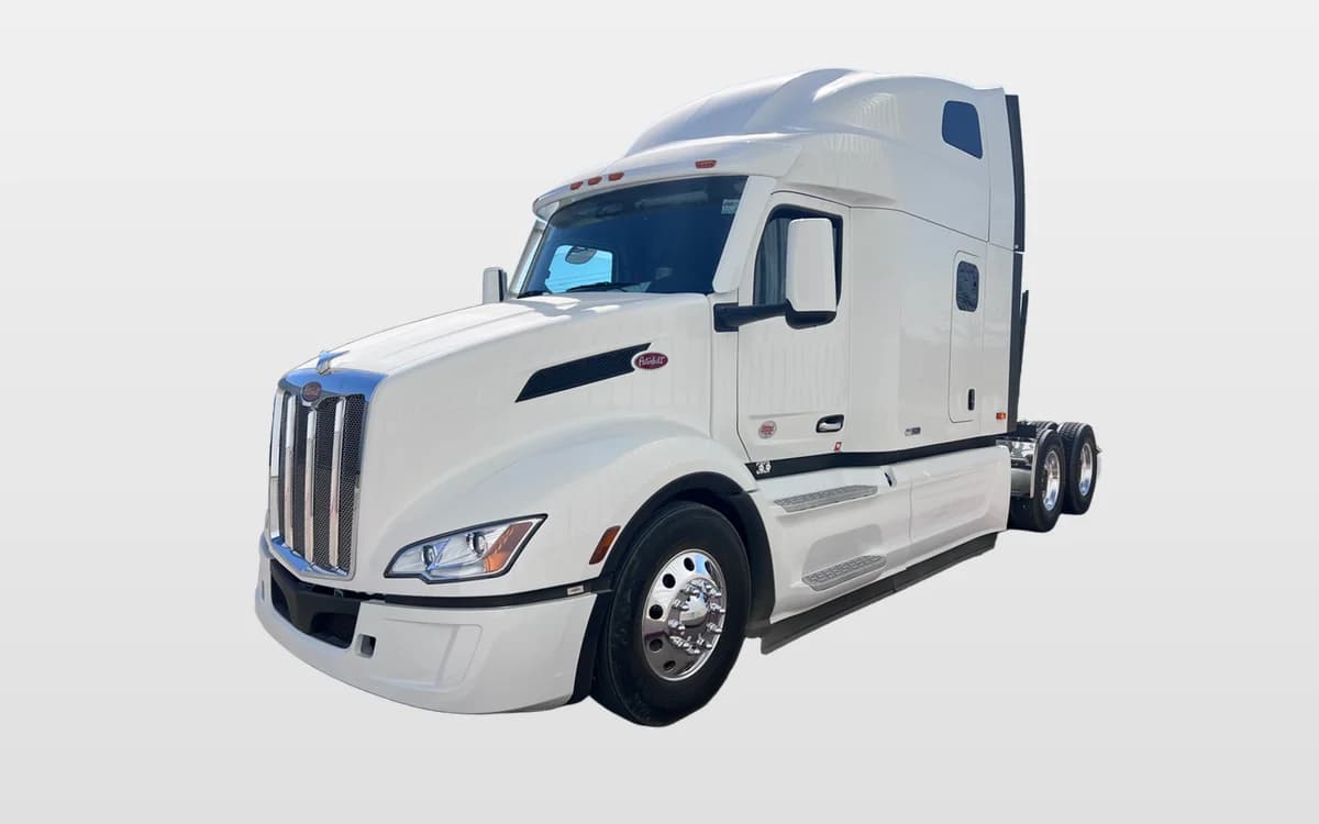 2027 Peterbilt 579