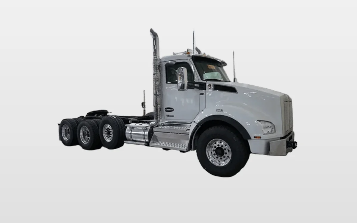2027 Kenworth T880