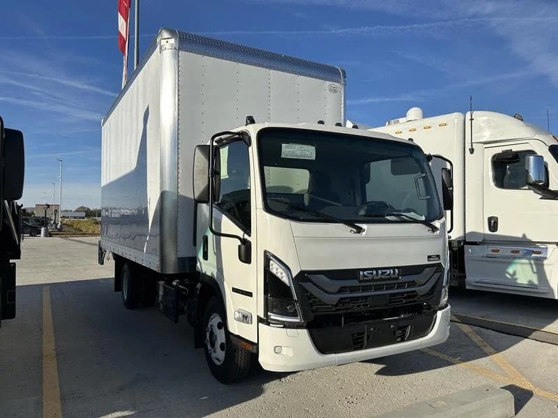 2025 Isuzu NPR