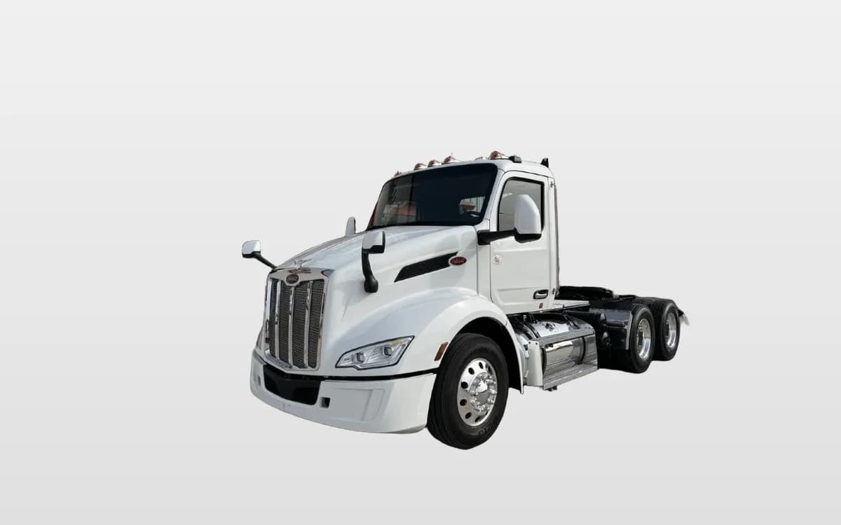 2022 Peterbilt 579