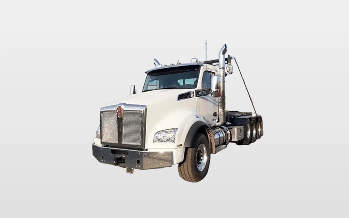 2025 Kenworth T880