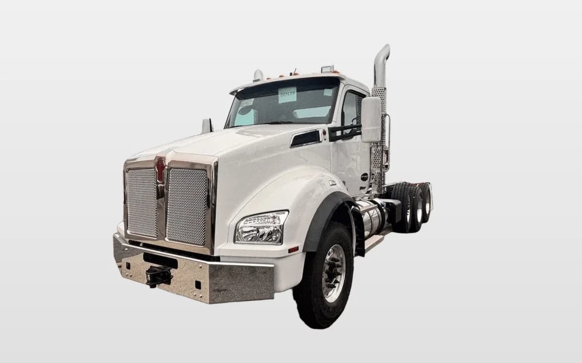 2025 Kenworth T880