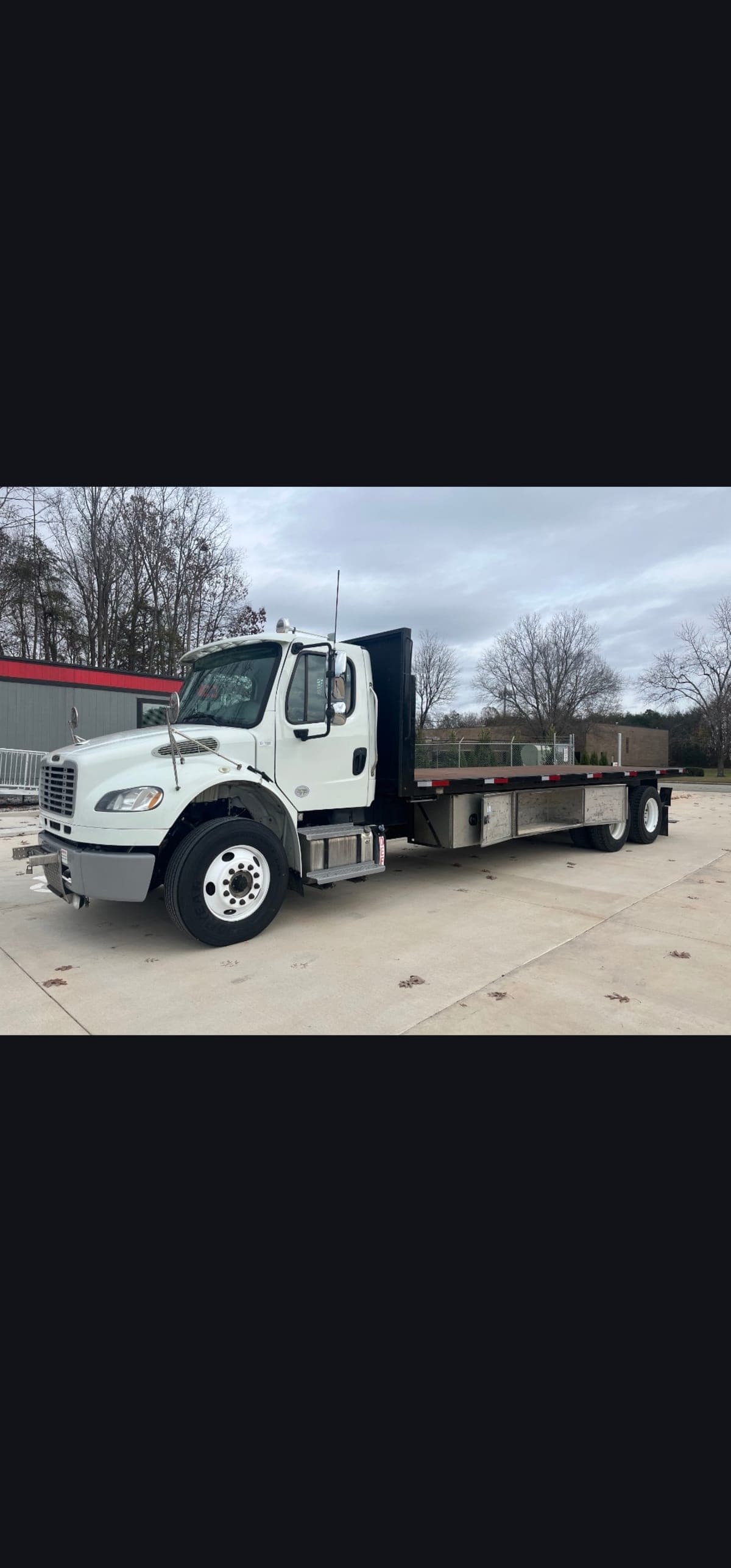 2020 Freightliner M2 106