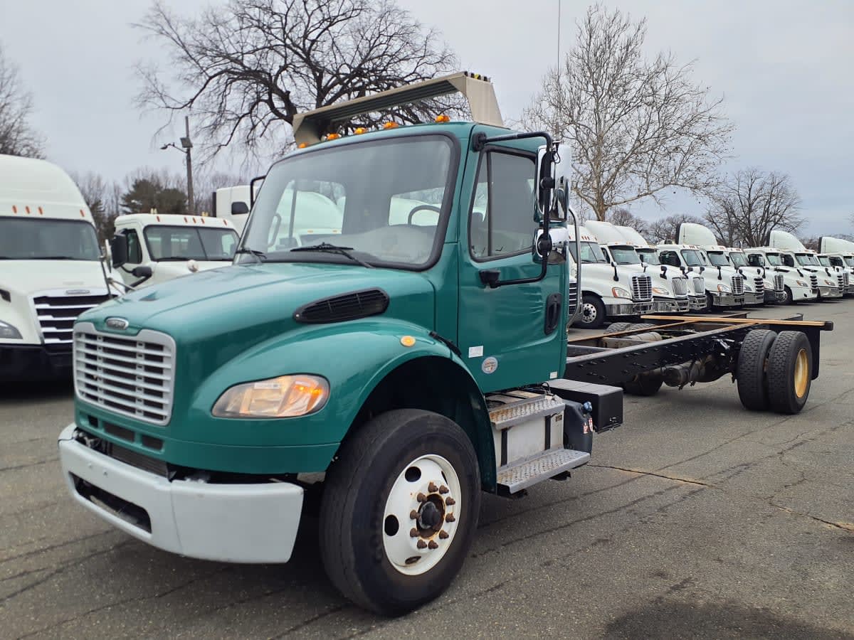 2020 Freightliner M2 106