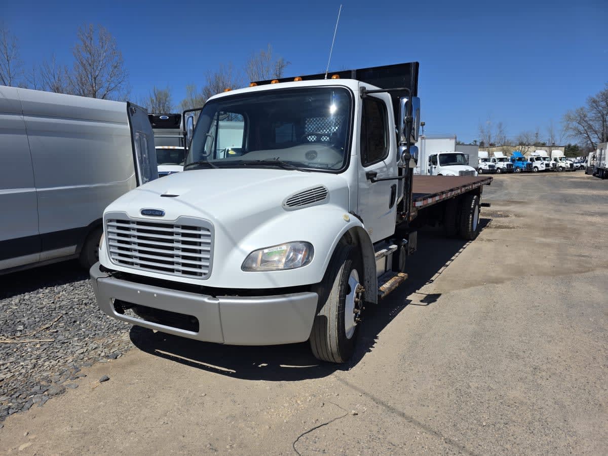 2016 Freightliner M2 106