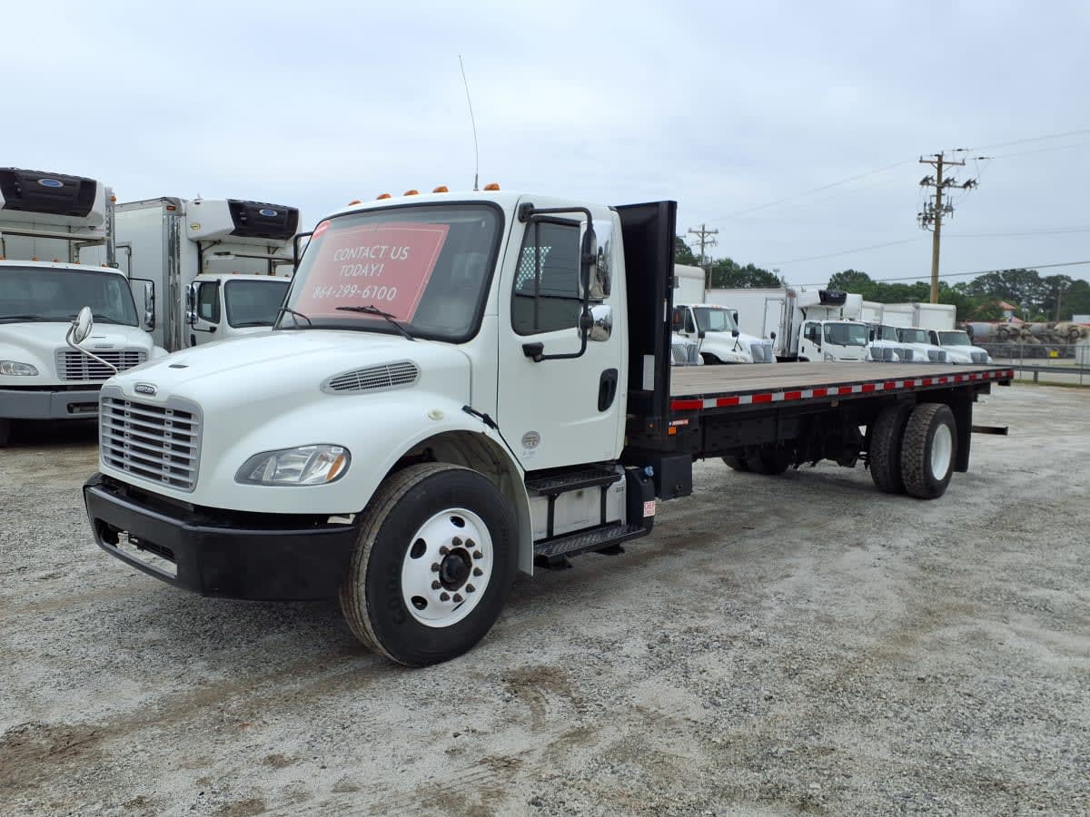 2017 Freightliner M2 106
