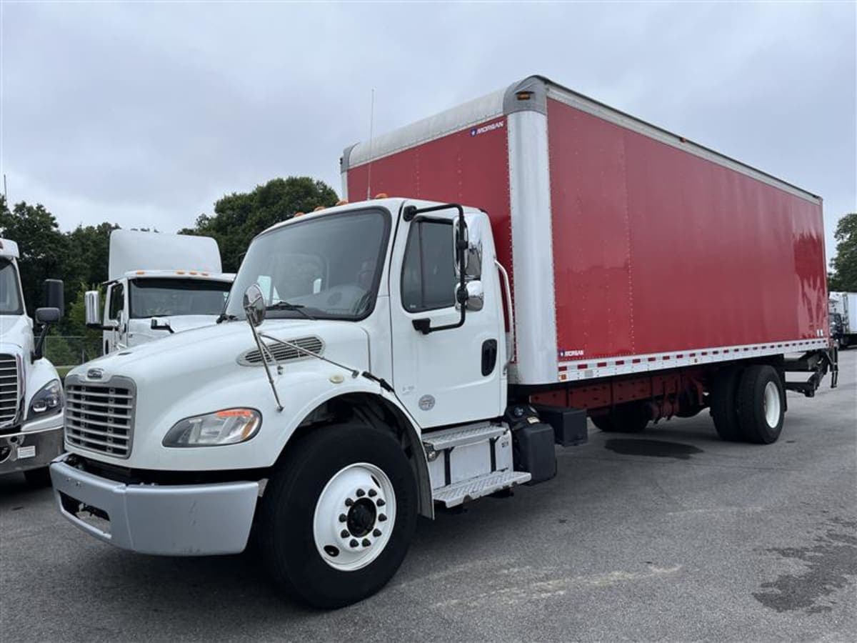 2018 Freightliner M2 106