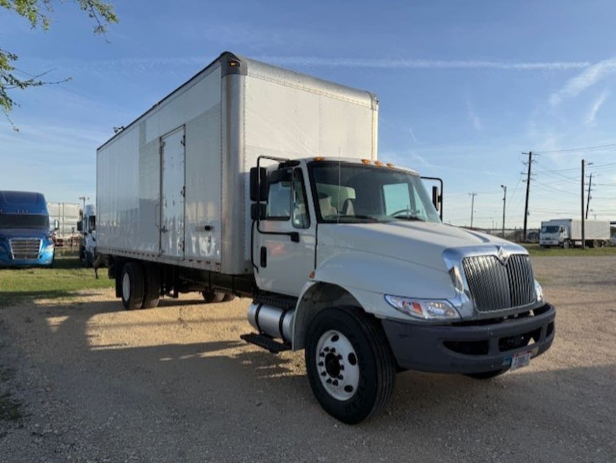 2018 International 4300