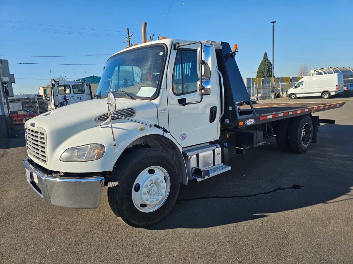 2019 Freightliner M2 106