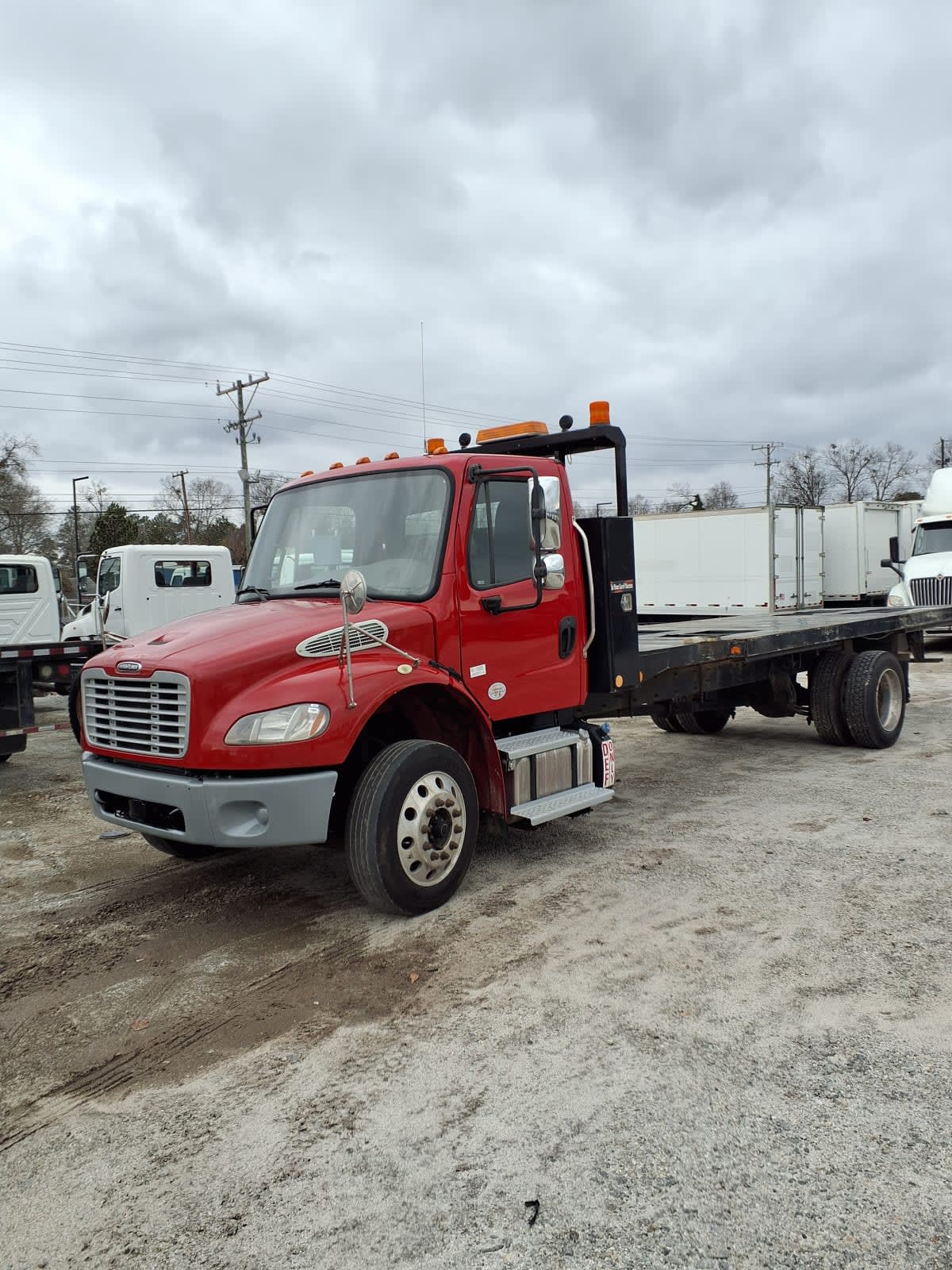 2019 Freightliner M2 106